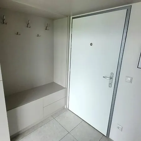 Loft Pri Parku, Air Conditioned, Free Private Parking